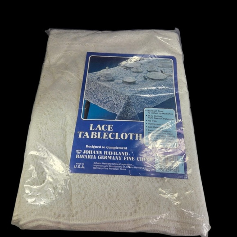 Haviland White Lace Tablecloth Cotton Blend Made In USA Size 70 x 90 No Iron New